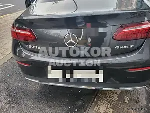 2023, Mercedes-Benz / E 300, VIN: W1K1J1KB0PF189977, 5989 км., diesel