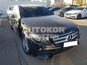 2018, Mercedes-Benz / E 300, VIN: WDDZF4JB1KA502435, 24000 км., gas