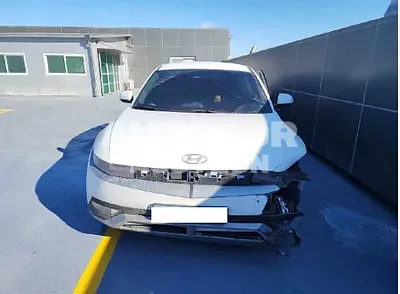 2022, Hyundai / Ioniq, VIN: KMHKN81AFNU011975, 61417 км., electric
