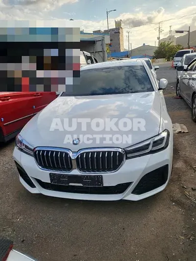 2022, BMW / 520, 50000 км., gas