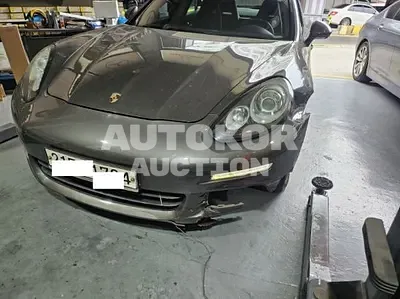 2015, Porsche / Panamera, VIN: WP0AA2975FL002959, 303982 км., gas