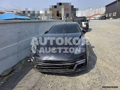 2023, Porsche / Panamera, 15419 км., gas