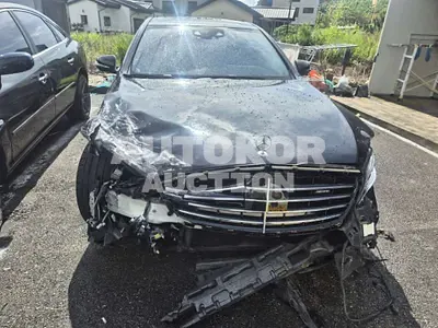 2015, Mercedes-Benz / S 63 AMG, 131154 км., gas