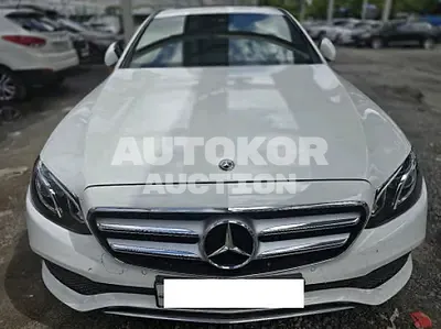 2019, Mercedes-Benz / e300, VIN: WDDZF4JB8KA617047, 21211 км., gas
