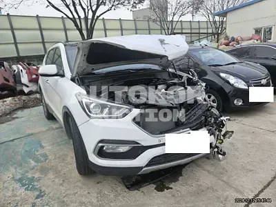 2016, Hyundai / Santa FE, VIN: KMHSW81UBGU665086, 136761 км., gas