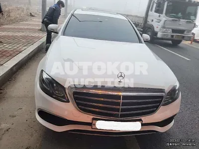 2018, Mercedes-Benz / E 300, VIN: WDDZF4KB4JA359171, gas