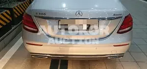 2020, Mercedes-Benz / E 300, VIN: W1KZF4KB9LA860740, 48028 км., hybrid