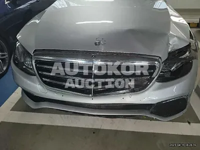 2017, Mercedes-Benz / E 300, VIN: WDDZF4KB6HA250933, 65207 км., gas