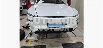 2025, Tesla / Model Y, 30000 км., electric, 180 куб.см.