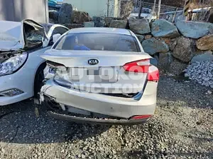 2015, BMW / Z1, 140000 км., gas, 1591 куб.см.