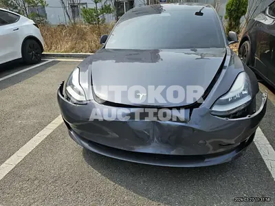 2019, Tesla / Model 3, 162143 км., electric