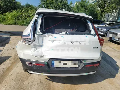 2023, Volvo / XC40, gas