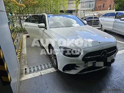 2021, Mercedes-Benz / E 350, 32000 км., gas