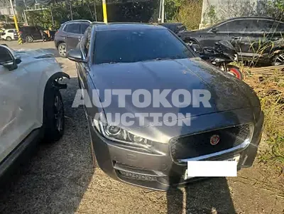 2017, Jaguar / XE, VIN: SAJAB4BG3HA970545, 77886 км., gas, 2000 куб.см.