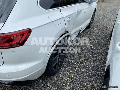 2025, Volkswagen / Touareg, 34808 км., diesel