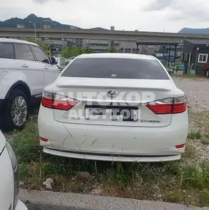 2015, Lexus / ES 300, VIN: JTHBW1GG0F2096515, 45031 км., hybrid, 2494 куб.см.