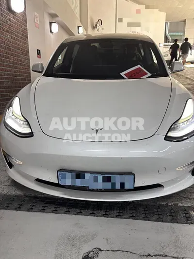 2019, Tesla / Model 3, 120823 км., electric