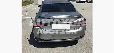 2019, Lexus / ES 300, 140090 км., hybrid, 2487 куб.см.