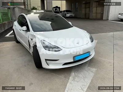 2022, Tesla / Model 3, VIN: 5YJ3E1EA9NF309478, electric