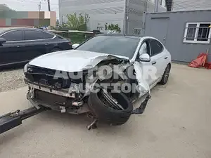 2019, Genesis / G70, 108204 км., gas
