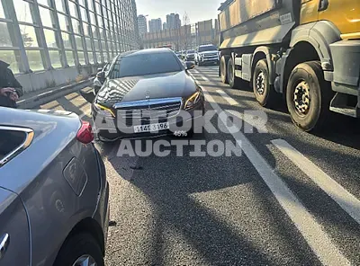 2020, Mercedes-Benz / e300, 85065 км., gas