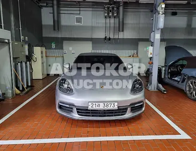2018, Porsche / Panamera, VIN: WP0AA2972JL115728, gas