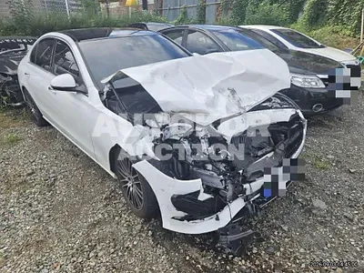 2024, Mercedes-Benz / c200, 16726 км., gas