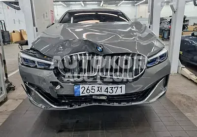 2022, BMW / 740, VIN: WBA7T410XNCJ84345, 2802 км., gas