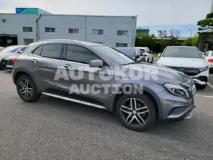 2017, Mercedes-Benz / GLA 200, unknown