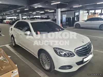 2016, Mercedes-Benz / E 300, VIN: WDDHF5FB8GB311798, 57616 км., gas