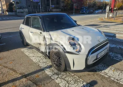2024, MINI / Cooper, 28284 км., gas