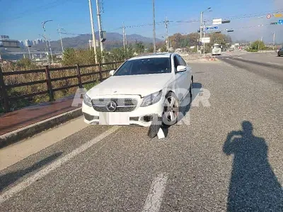 2016, Mercedes-Benz / E 220, 130000 км., diesel, 1950 куб.см.
