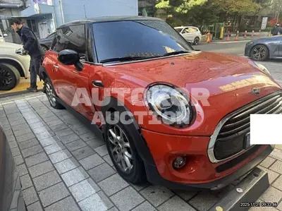 2021, MINI / Cooper, 37754 км., gas