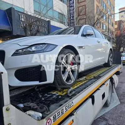 2017, Jaguar / XF, VIN: SAJBA4BV4HCY26657, 83758 км., gas, 2995 куб.см.