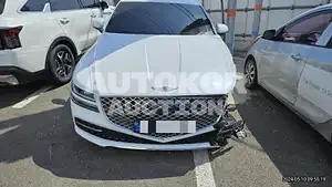 2023, Genesis / G80, 2268 км., gas
