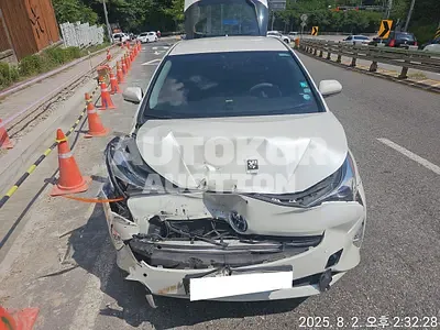 2016, Toyota / Prius, VIN: JTDKBRFU1G3524123, 171292 км., hybrid
