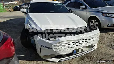2021, Kia / K8, 76342 км., hybrid, 1600 куб.см.