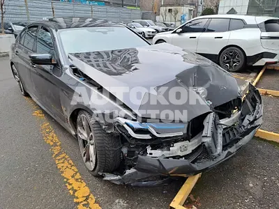 2022, BMW / 550, VIN: WBA11BK08NCH95685, 37499 км., gas