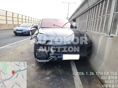 2023, Porsche / Cayenne, 48527 км., gas