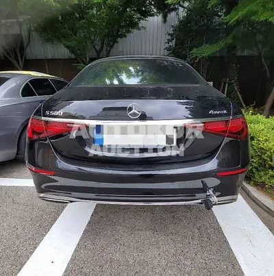 2022, Mercedes-Benz / S 580, 50100 км., gas, 3982 куб.см.