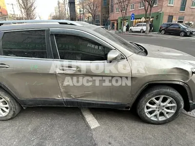 2016, Jeep / Cherokee, VIN: 1C4PJMCB2GW356473, gas