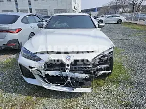 2022, BMW / i4, VIN: WBY31AW06NFM79597, 50946 км., electric