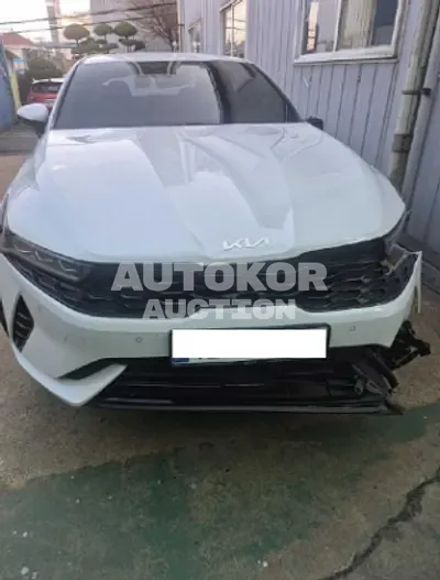 2023, Kia / K5, 52000 км., hybrid, 2000 куб.см.