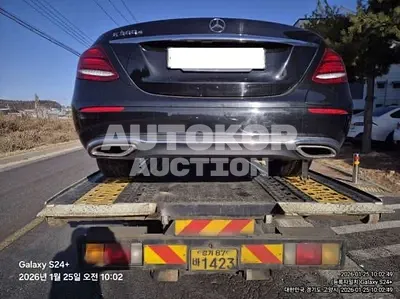 2019, Mercedes-Benz / e300, 127210 км., hybrid