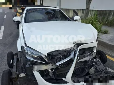 2020, Mercedes-Benz / c200, 51000 км., gas