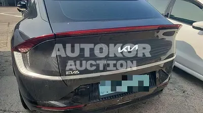 2022, Kia / ev6, VIN: KNAC381CPNA058285, 71438 км., electric, 1601 куб.см.