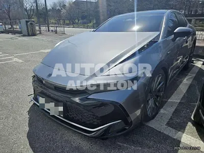 2023, Toyota / Crown, 37833 км., hybrid