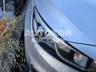 2016, Kia / Carnival, unknown