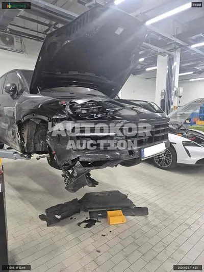 2024, Porsche / Cayenne Coupe, VIN: WP1BA29Y8RDA60347, 21658 км., gas, 2995 куб.см.