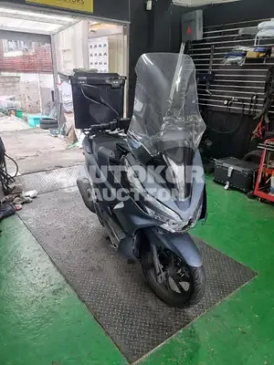 2020, BMW / 125, 50000 км., gas, 125 куб.см.
